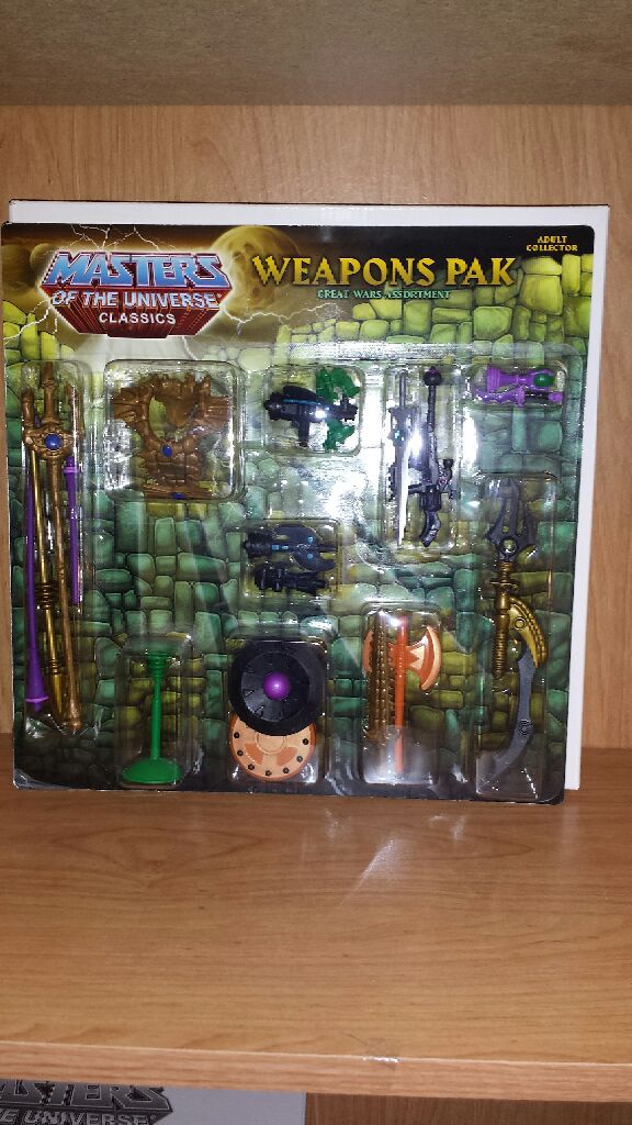 Weapons Pak: Great Wars Assortment - Mattel (Masters Of The Universe Classics) action figure collectible [Barcode 027084833065] - Main Image 1