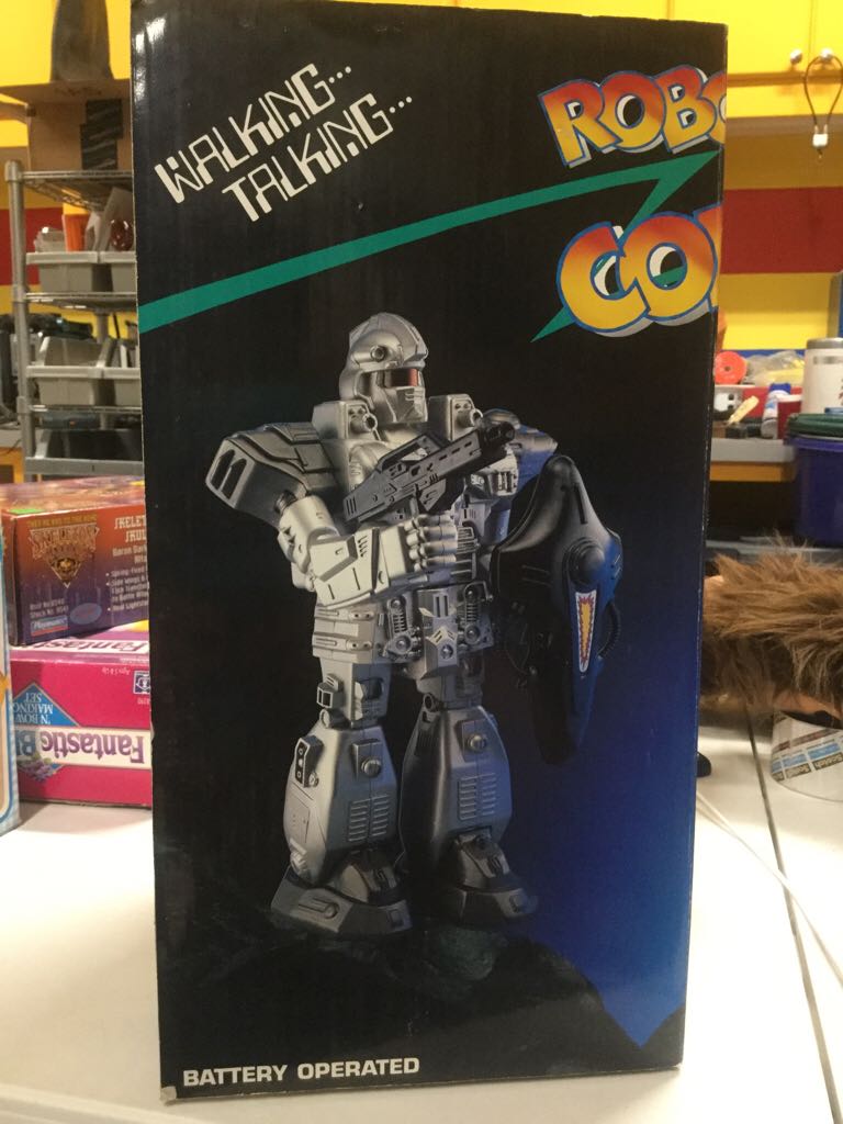 Walking Talking Robot Commander - West Coast Liquidators, Inc action figure collectible [Barcode 203307014996] - Main Image 2