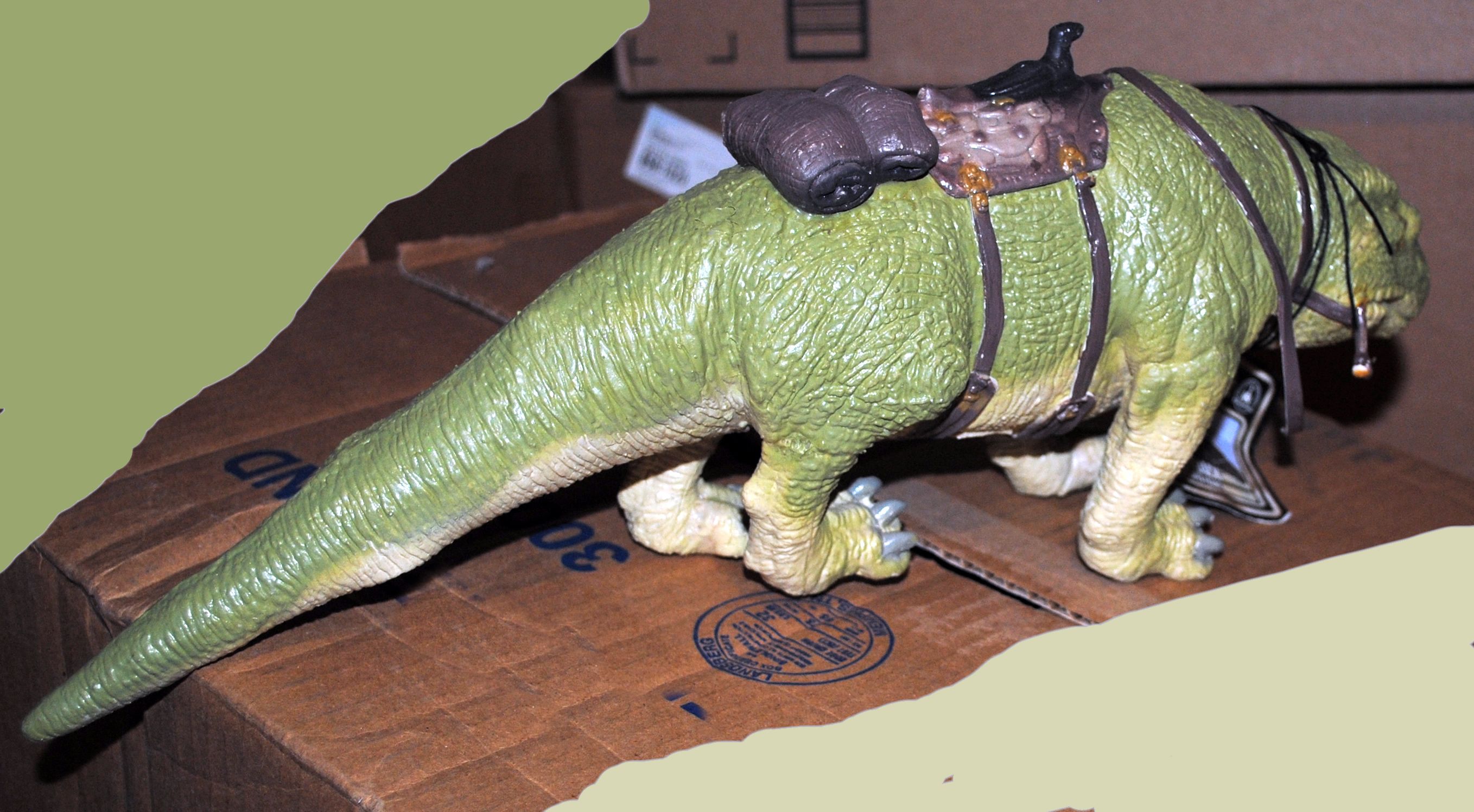 Dewback Creature Disney Parks TFA - Disney Parks (Star Wars Episode IV A New Hope) action figure collectible [Barcode 400000161303] - Main Image 2