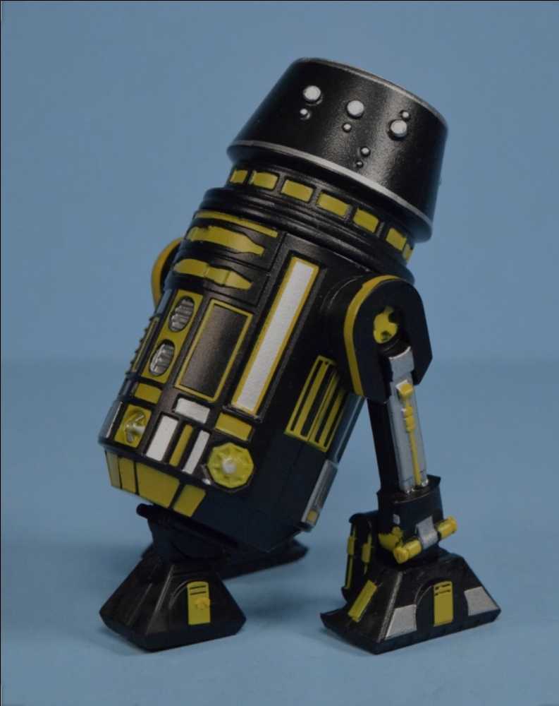 R5-M4 - Disney Theme Park Merchandise (Star Wars: Holiday Edition) action figure collectible [Barcode 400000307930] - Main Image 4