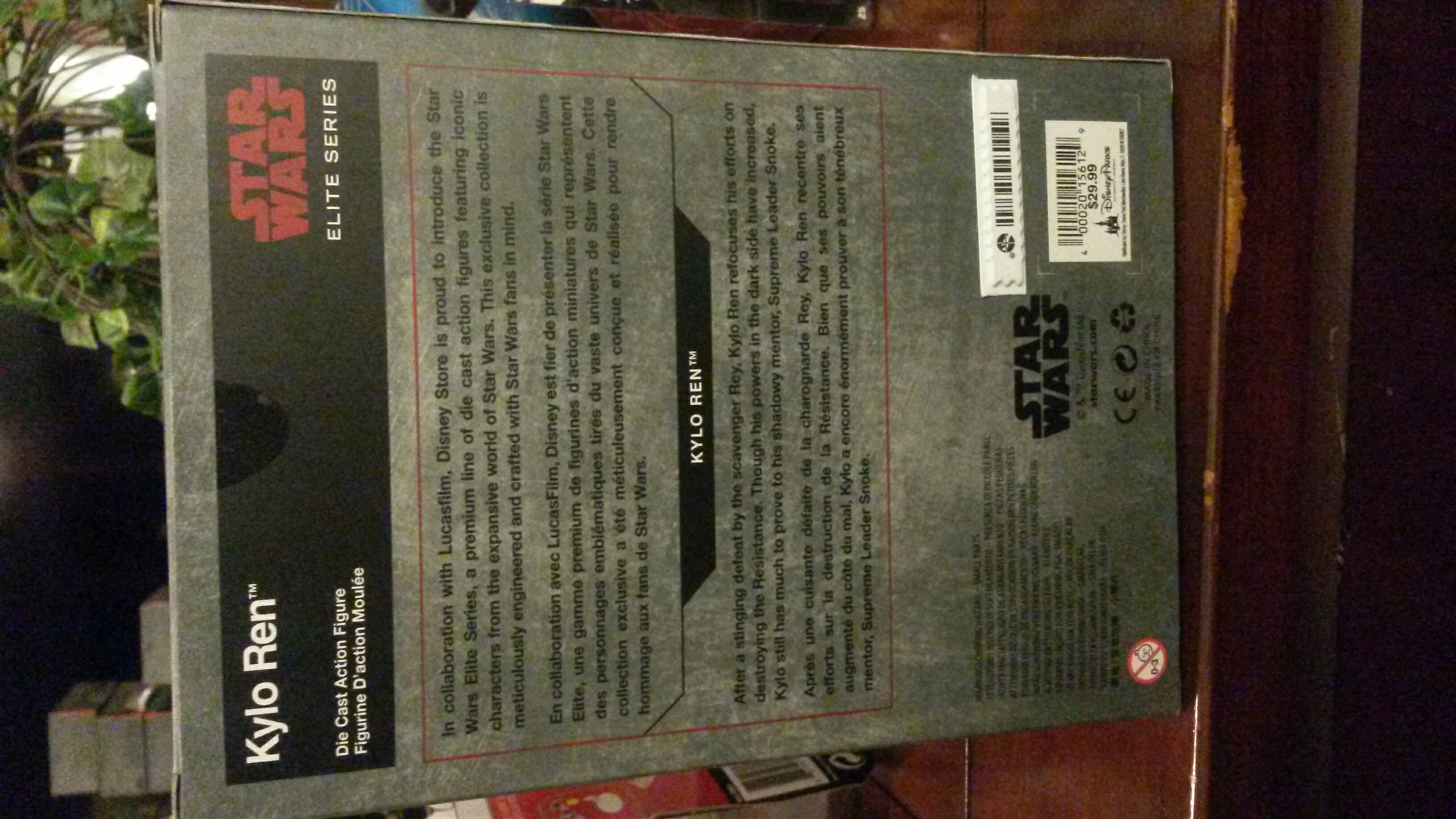 Kylo Ren  (Disney Elite Series) action figure collectible [Barcode 400020156129] - Main Image 2