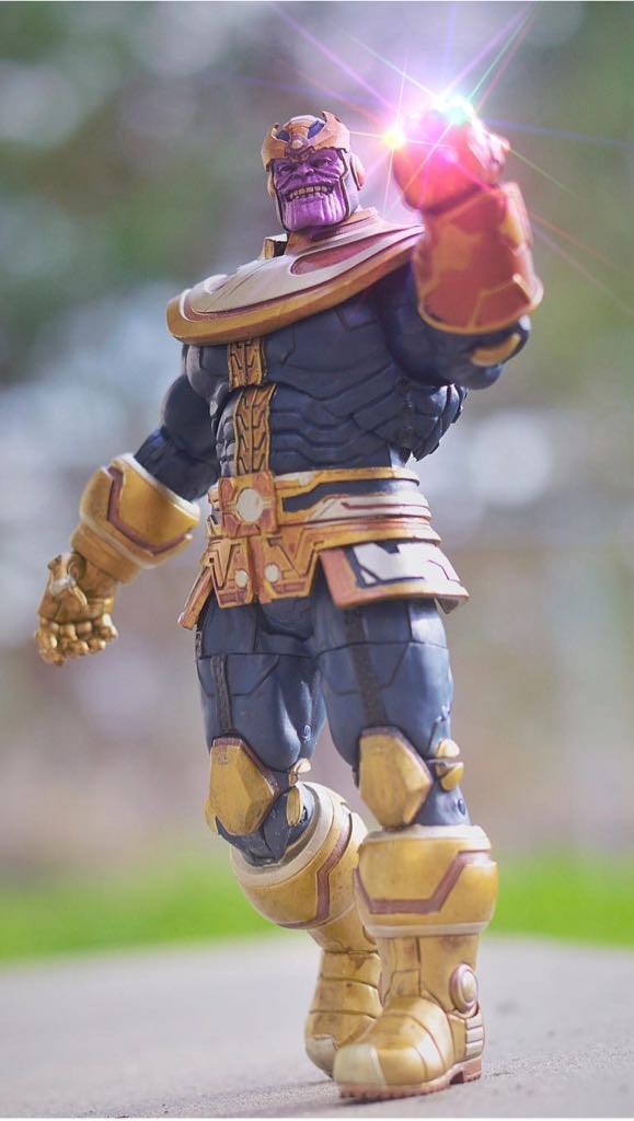 Thanos - Diamond Select Toys (Marvel Select Disney) action figure collectible [Barcode 400020707758] - Main Image 2