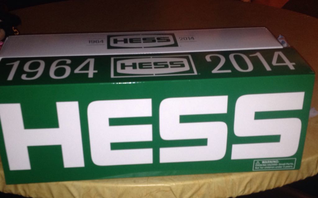 Hess Truck 50 Year Special Edition 2014 - Hess (Hess Trucks) action figure collectible [Barcode 400107131995] - Main Image 2