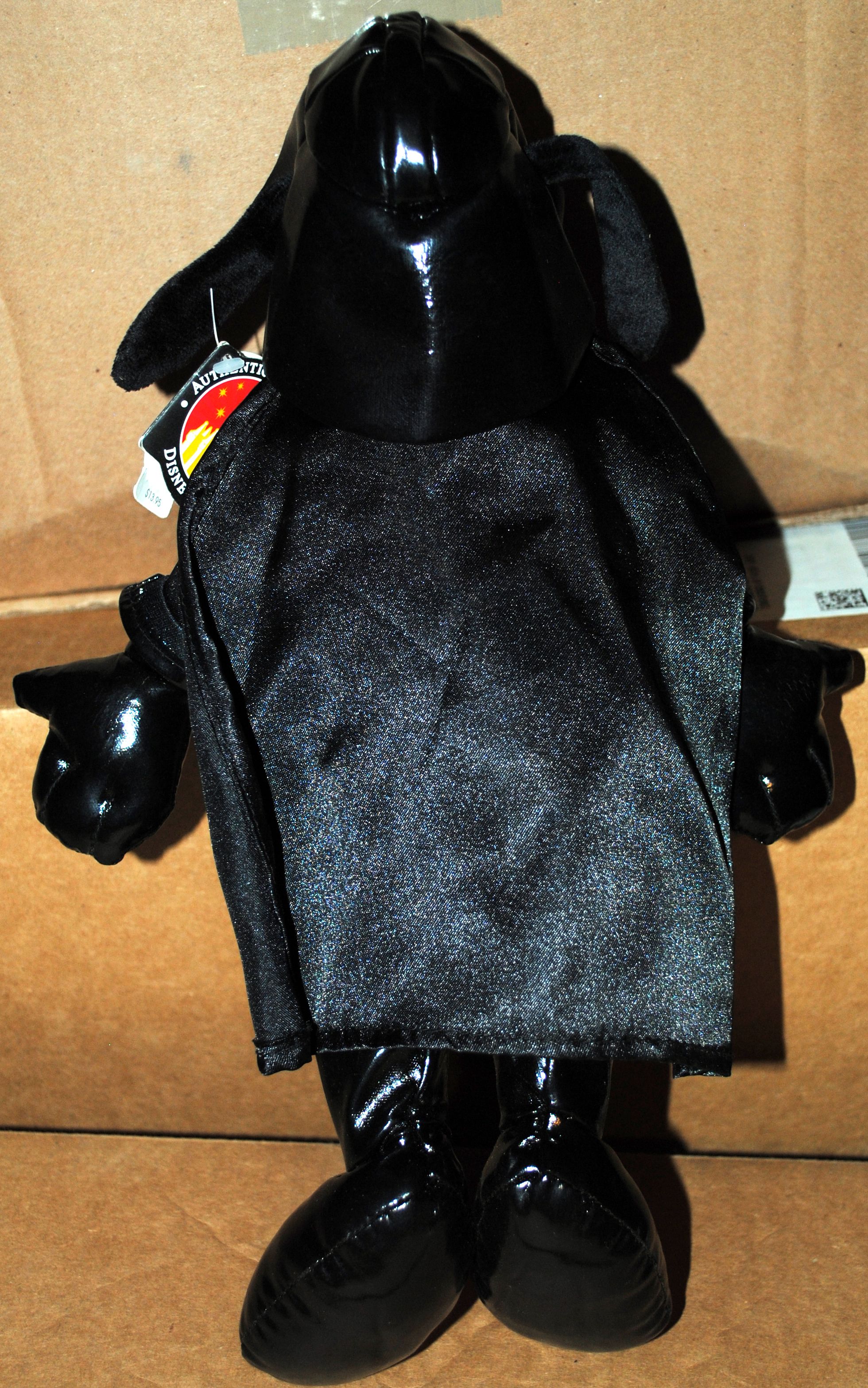 Goofy As Darth Vader Plush - Disney Parks (Star Wars: A New Hope) action figure collectible [Barcode 400122744606] - Main Image 2