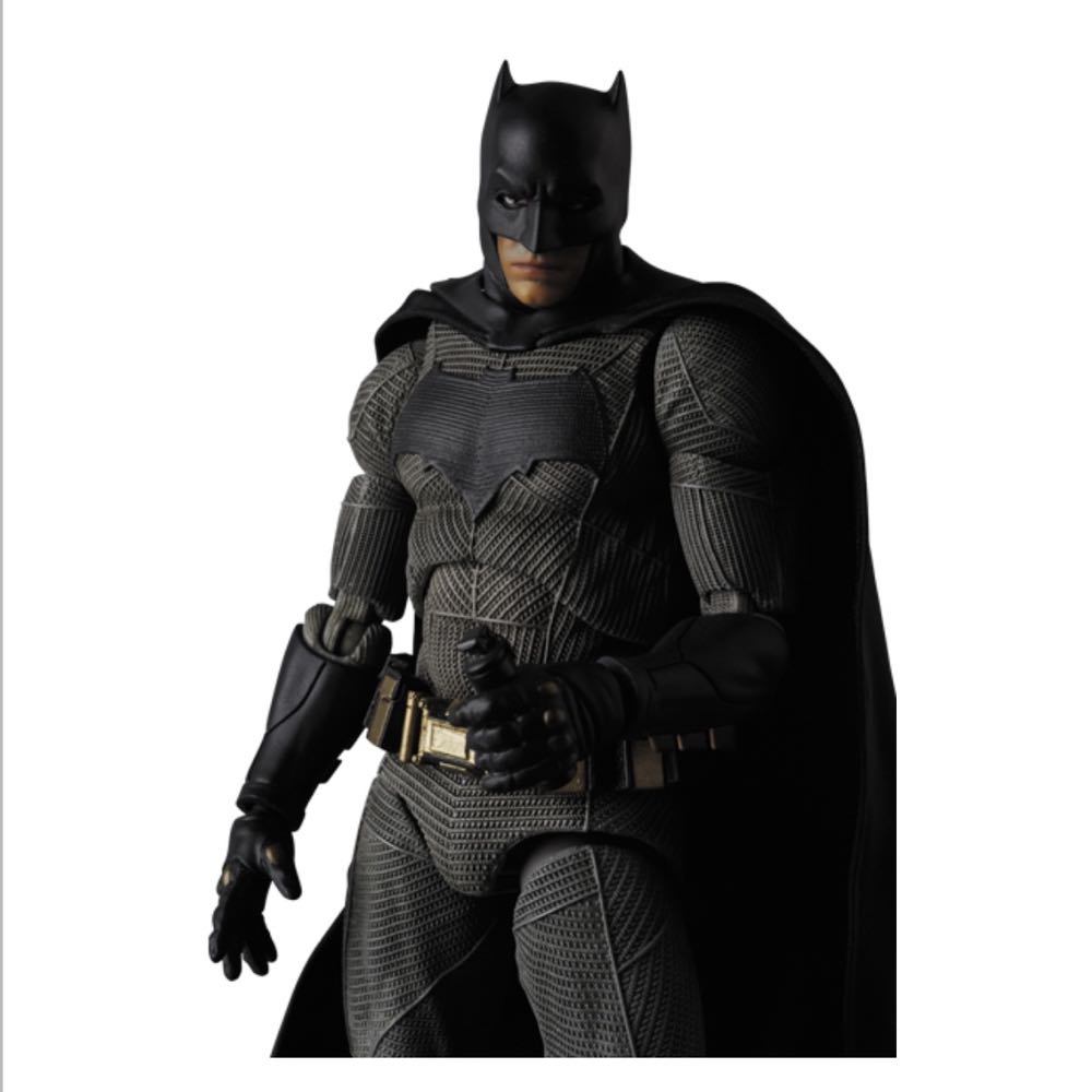 Batman v Superman: Dawn of Justice - Batman - MEDICOM TOY (MAFEX Series) action figure collectible [Barcode 4530956470177] - Main Image 4