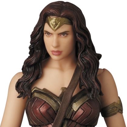 Batman v Superman: Dawn of Justice - Wonder Woman - Mafex (MAFEX Series) action figure collectible [Barcode 4530956470245] - Main Image 4