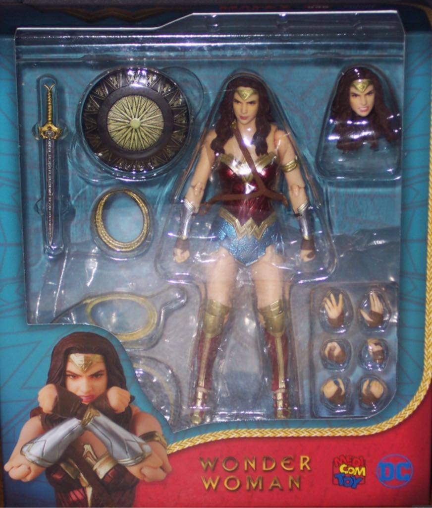 Wonder Woman - Medicom Toy Corporation (Wonder Woman) action figure collectible [Barcode 4530956470481] - Main Image 2