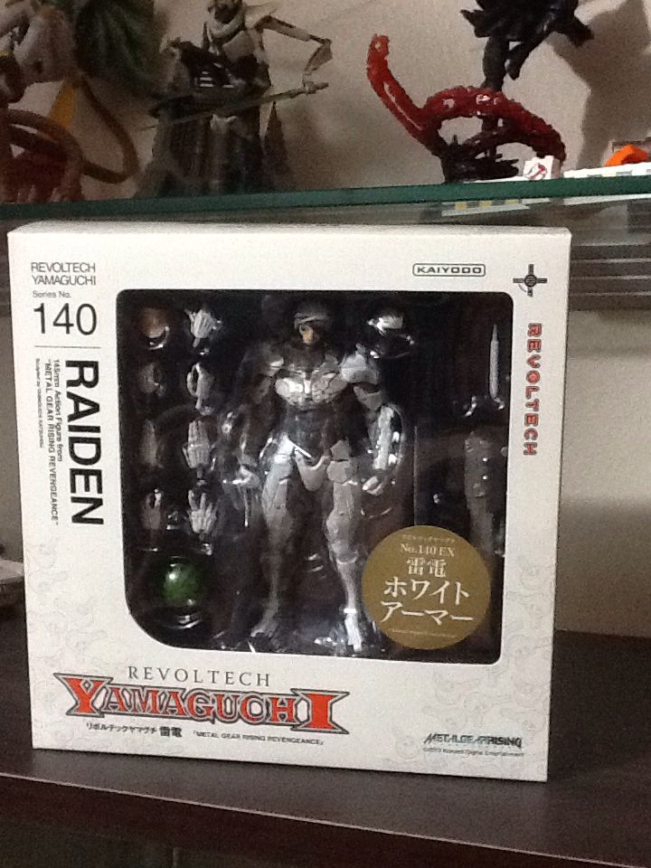 Revoltech Metal Gear Rising RAIDEN EX - Kaiyodo Revoltech (Metal Gear Series) action figure collectible [Barcode 4537807010995] - Main Image 2