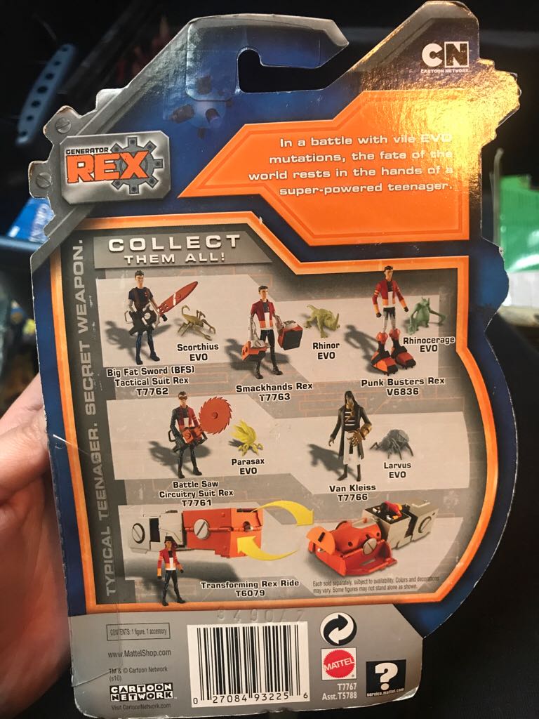 Generator Rex Combat Claws Biowulf  action figure collectible [Barcode 027084932256] - Main Image 2