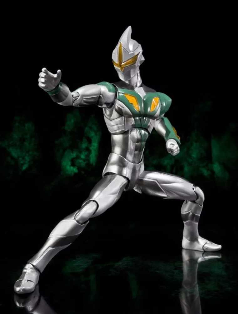 Ultraman Mirror Knight - Ultra Act Bandai (Ultra Galaxy Fight) action figure collectible [Barcode 4543112712486] - Main Image 4