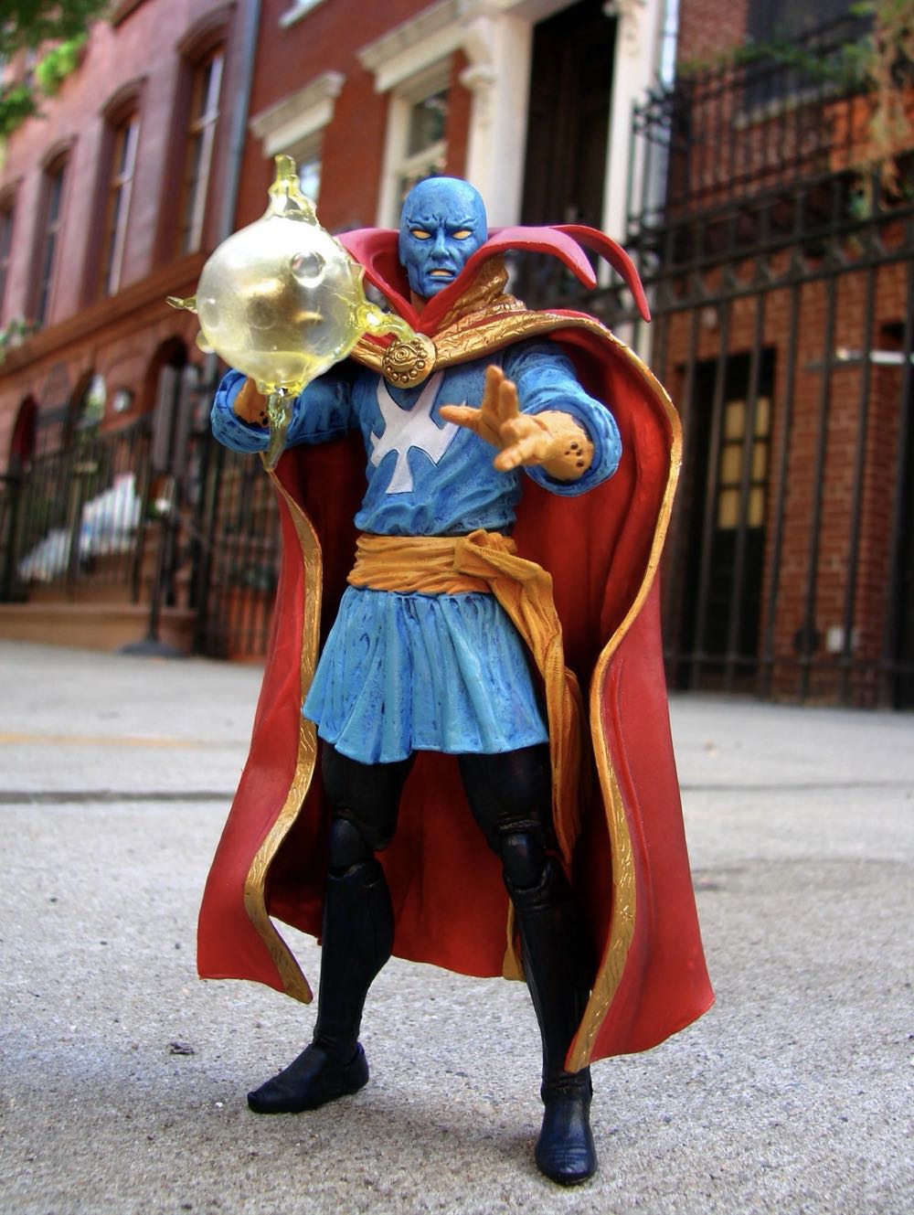 Dr. Strange - Diamond Select Toys (Marvel Select) action figure collectible [Barcode 461011675265] - Main Image 4