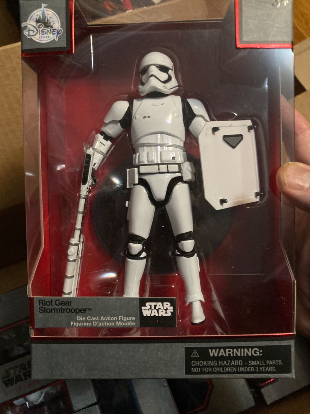 Stormtrooper With Riot Gear - Disney (Disney Elite Series) action figure collectible [Barcode 461013233500] - Main Image 3