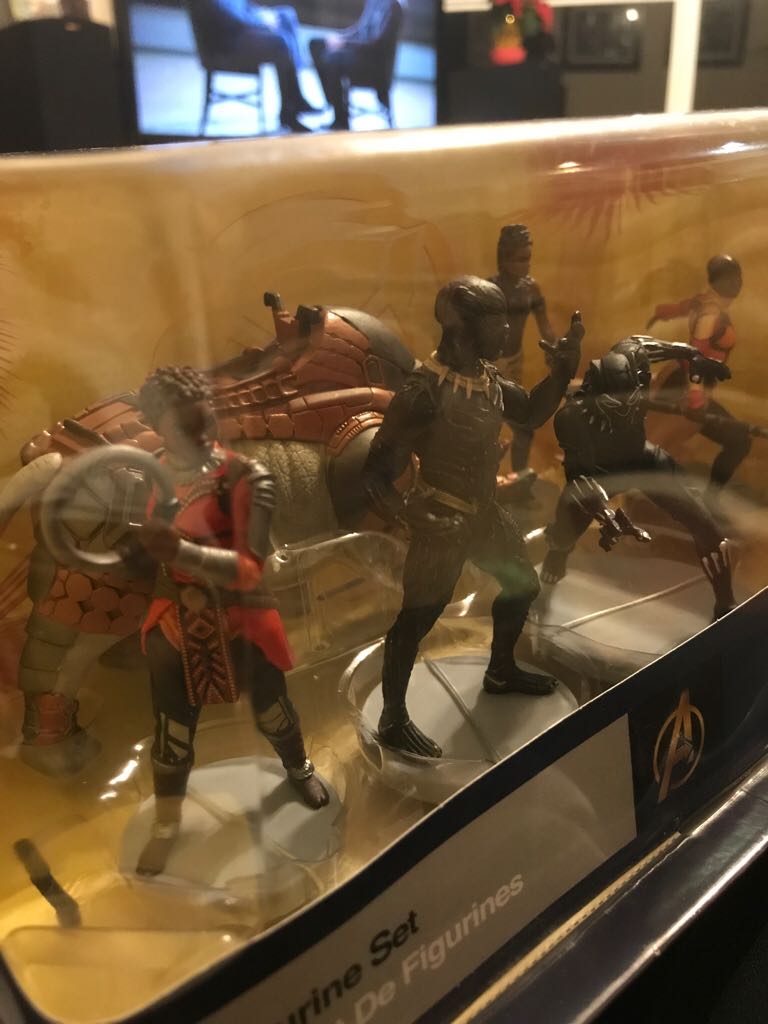 Black Panther Figurine Set Disney Store - Disney Store (Disney Store) action figure collectible [Barcode 461077200760] - Main Image 2