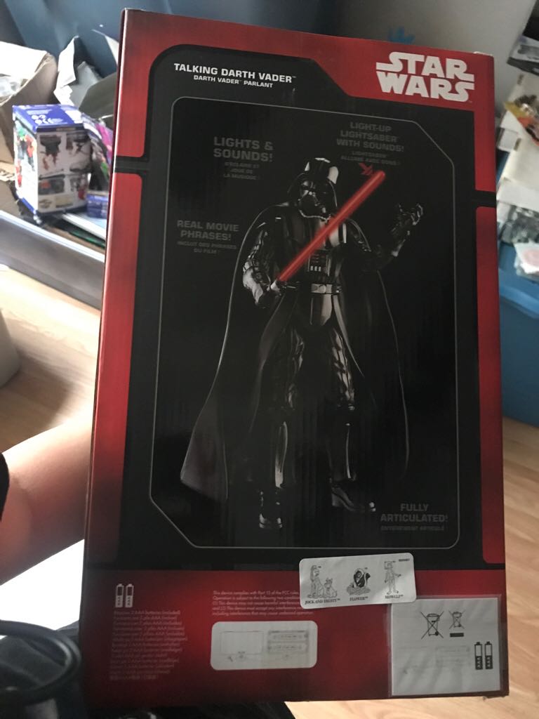 Disney Store Talking Darth Vader Star Wars ANH - Disney Store (Star Wars Episode IV A New Hope) action figure collectible [Barcode 461722663049] - Main Image 2