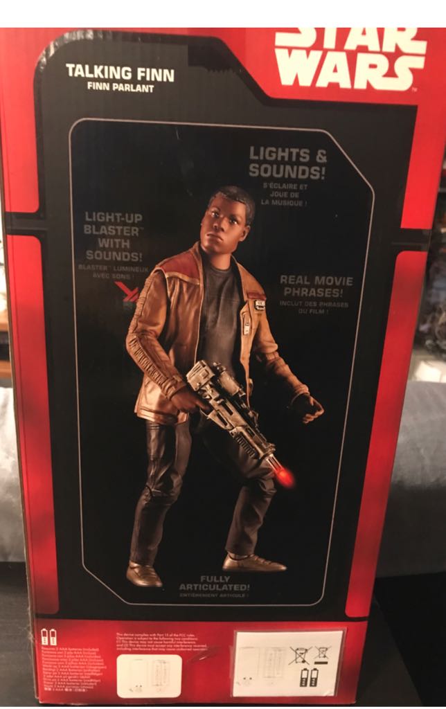 Star Wars talking fin action figure - Disney/Star Wars action figure collectible [Barcode 461722712211] - Main Image 2