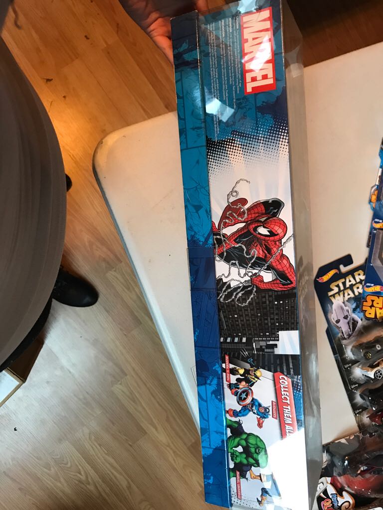 #Marvel - Spider-Man - Disney Store action figure collectible [Barcode 463726167547] - Main Image 2