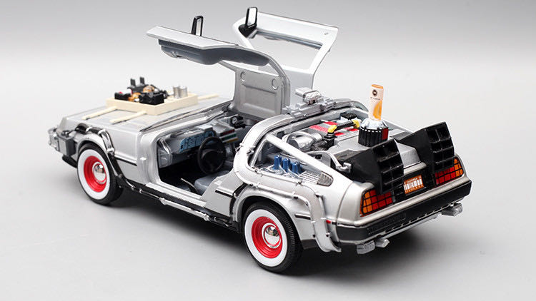 Welly BTTF Part III Diecast 1/24 81ER Delorean LK Coupe - Welly (Back To The Future Part III) action figure collectible [Barcode 4891761124441] - Main Image 3