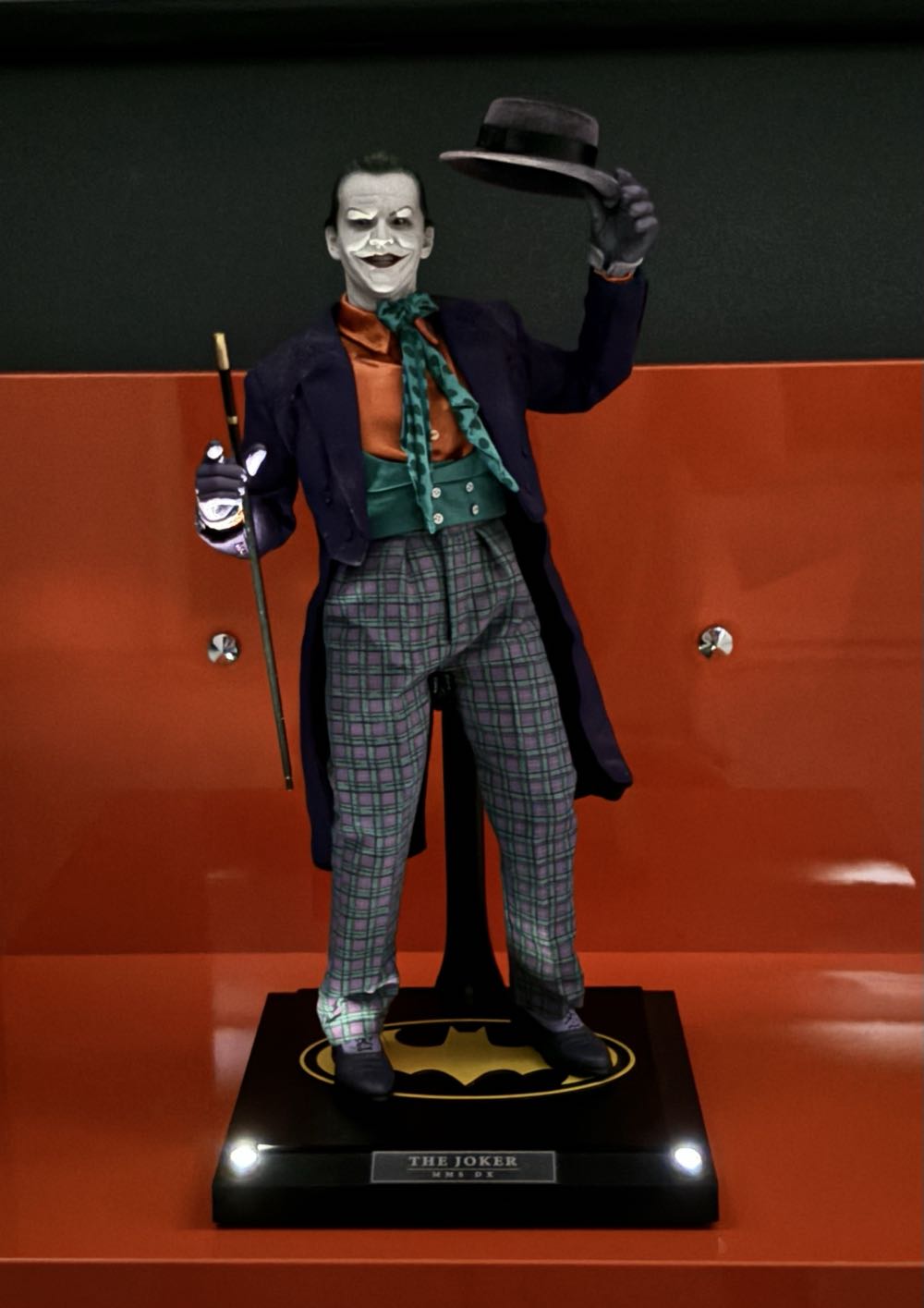 Hot Toys DX 08 “The Joker” - Batman (1989) - Hot Toys (Batman (1989)) action figure collectible [Barcode 4897011174181] - Main Image 4