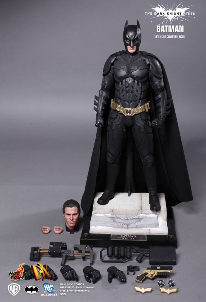Batman - Hot Toys (The Dark Knight Rises) action figure collectible [Barcode 4897011174662] - Main Image 2