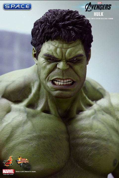 Hulk - Hot Toys (Marvel’s Avengers) action figure collectible [Barcode 4897011174723] - Main Image 3