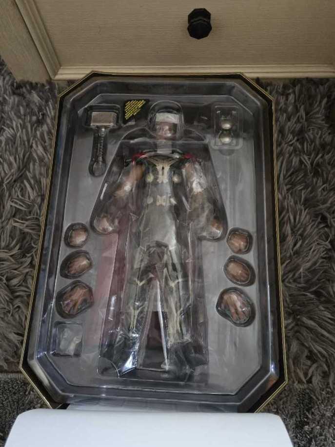 Hot Toys Marvel Thor Dark World Light Argadian Armor Version  - Hot Toys (Movie Masterpiece Series) action figure collectible [Barcode 4897011175638] - Main Image 4