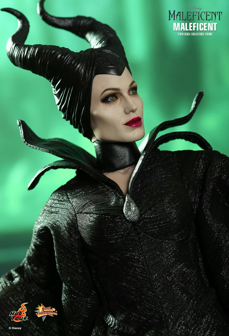 Maleficent Disney Hot Toys MMS 247 - Hot Toys (Maleficent) action figure collectible [Barcode 4897011175966] - Main Image 2