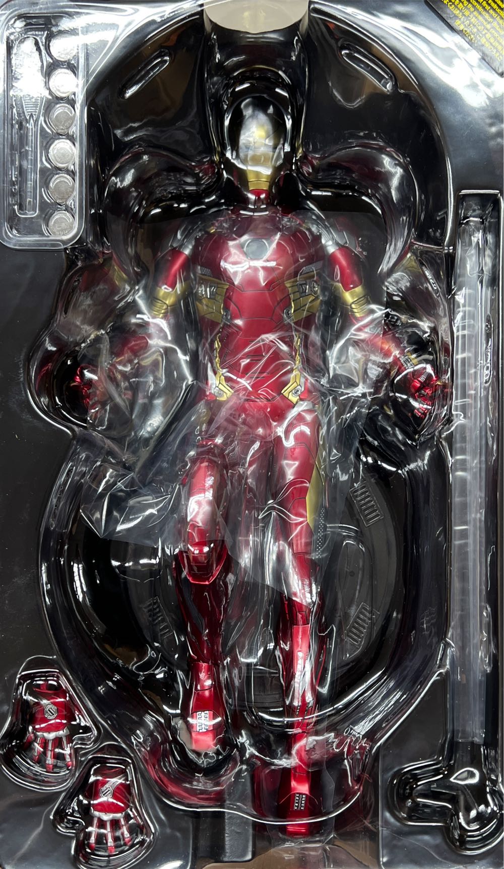Iron Man 1/6 Mark 46 (XLVI) - Hot Toys (Iron Man) action figure collectible [Barcode 4897011178523] - Main Image 2