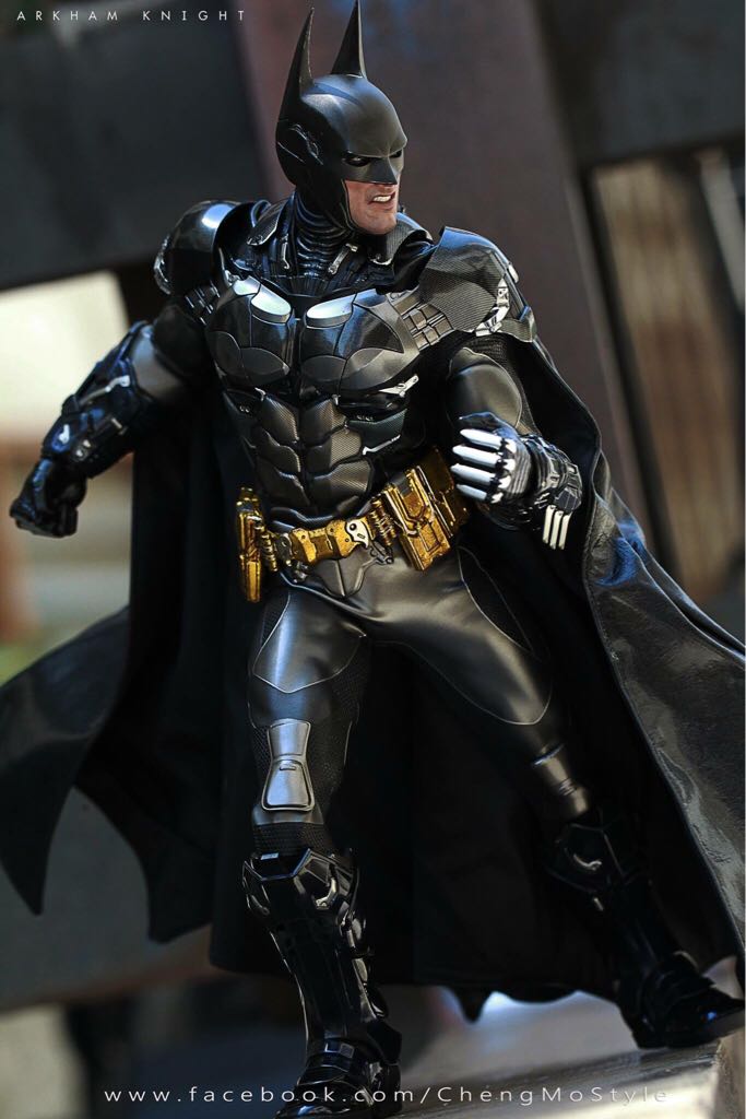 DC Comics Batman Arkham Knight 1/6 scale 12” figure Hot Toys U.S. seller - Hot Toys (Batman Arkham Knight) action figure collectible [Barcode 4897011182667] - Main Image 2