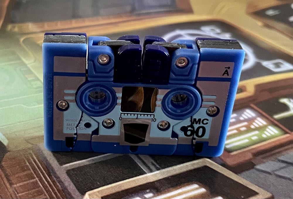 #19 | Soundwave Cassette Pack - Takara (The Transformers) action figure collectible [Barcode 4904810356196] - Main Image 2