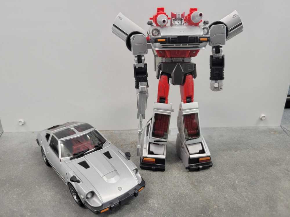 Silverstreak MP-18S Vehicle Mode Tokyo Toy Show - Takara (Masterpiece 1984) action figure collectible [Barcode 4904810807919] - Main Image 3