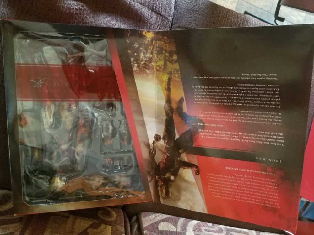 Marvel Play Arts Kai Variant Iron Man - Square Enix (Marvel Universe Variant Play Arts Kai) action figure collectible [Barcode 4988601322485] - Main Image 3