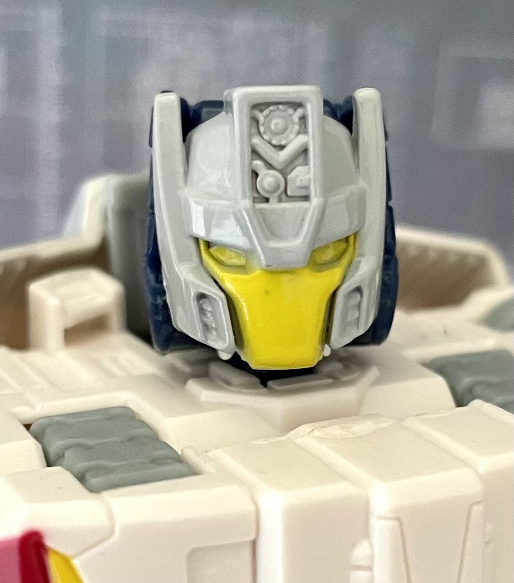 Breakaway & Throttle - Hasbro (Transformers Titans Return) action figure collectible [Barcode 5010993334971] - Main Image 2