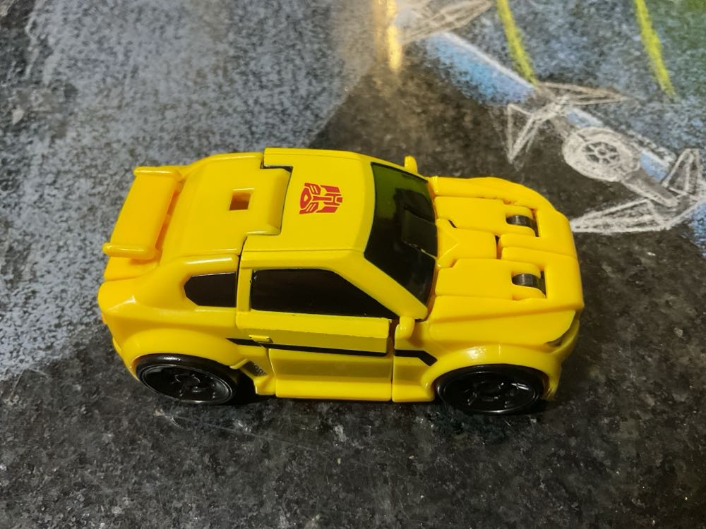 Bumblebee Titans Return - Hasboro (Transformers Cyberverse) action figure collectible [Barcode 5010993335114] - Main Image 3