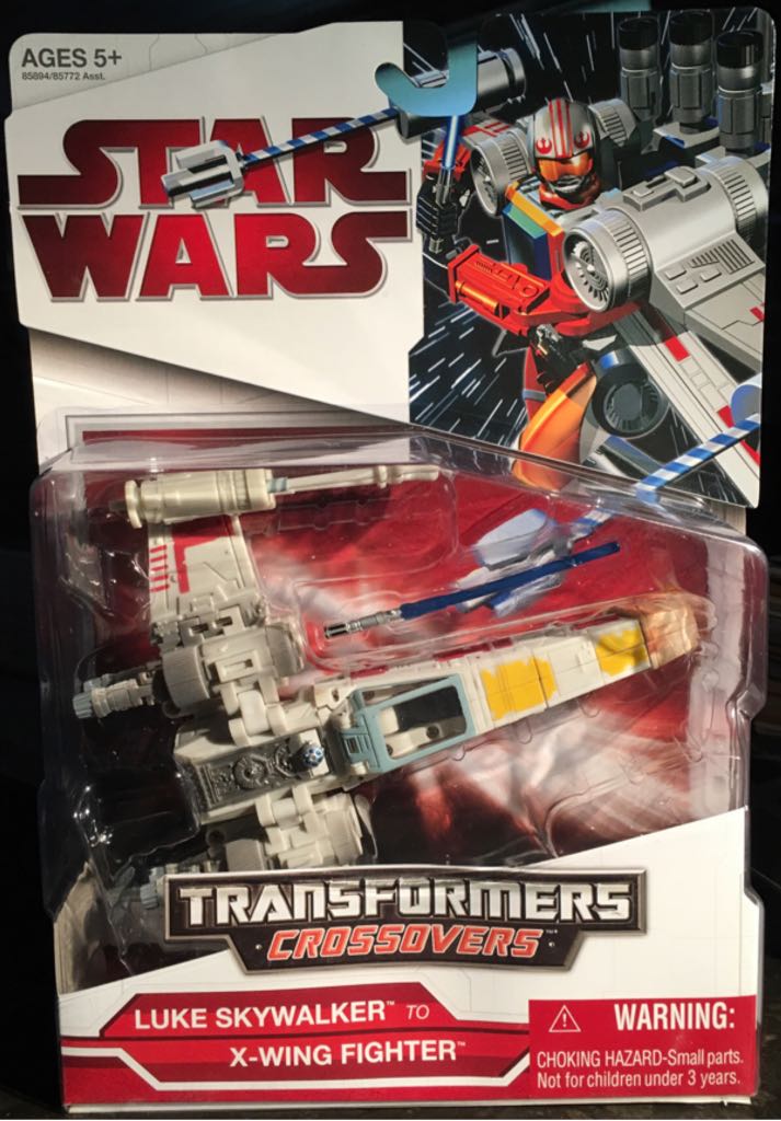 Luke Skywalker To X-Wing Fighter - Hasbro (Star Wars - Transformers Crossovers) action figure collectible [Barcode 5010994130343] - Main Image 1