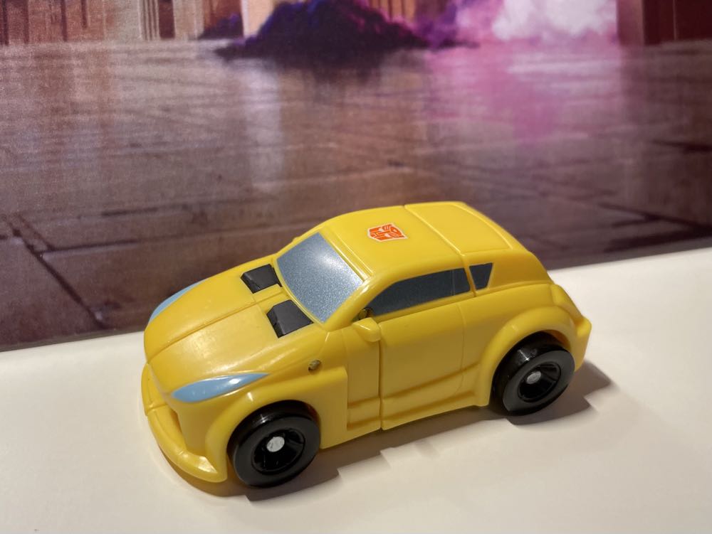 Transformers Bumblebee Figure - Hasbro (Transformers G1) action figure collectible [Barcode 5010994807801] - Main Image 2