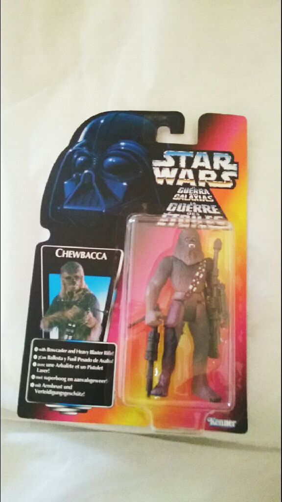 POTF - Star Wars - Chewbacca On European Card (tri logo) - Kenner (Power Of The Force 1995 Red) action figure collectible [Barcode 5023117294648] - Main Image 2