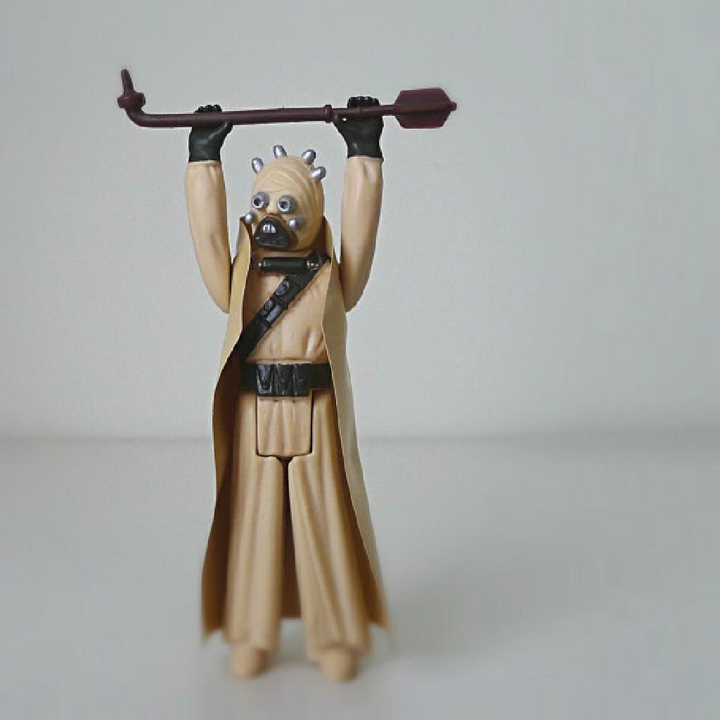 Tusken Raider - Kenner (Original Line) action figure collectible [Barcode 5023117381706] - Main Image 2