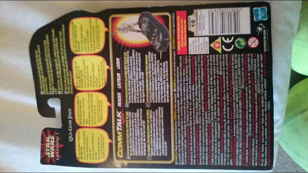 Qui Gon Jinn - Kenner (Star Wars) action figure collectible [Barcode 5023117467653] - Main Image 2