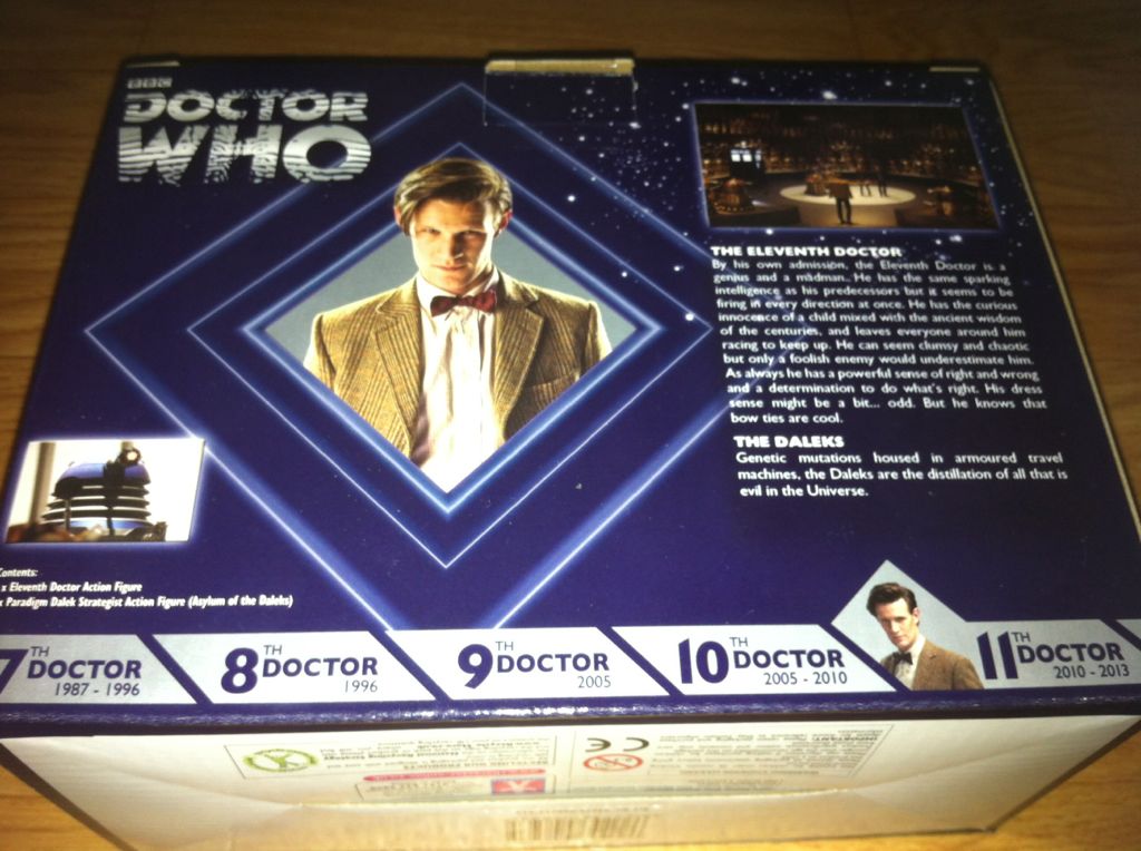 1st Doctor with Supreme Dalek - Character Options (Doctor Who) action figure collectible [Barcode 5029736048235] - Main Image 2