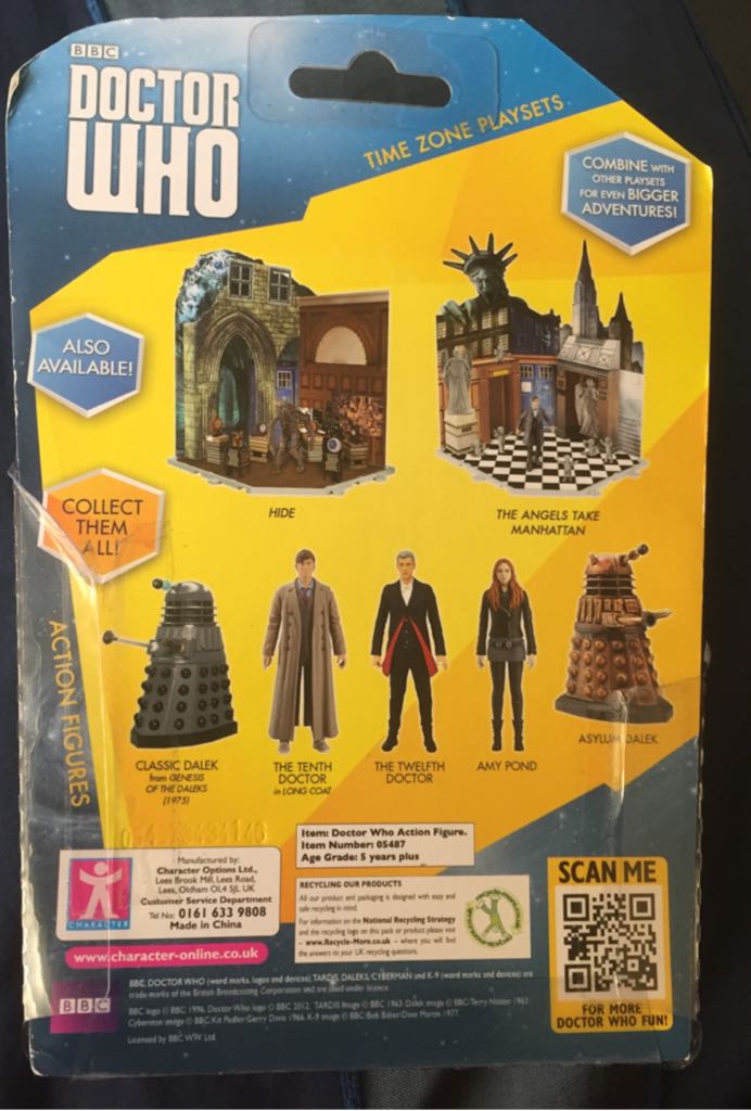 Doctor Who: THE TENTH DOCTOR - Character Options (Misc. Sci-Fi) action figure collectible [Barcode 5029736055486] - Main Image 2