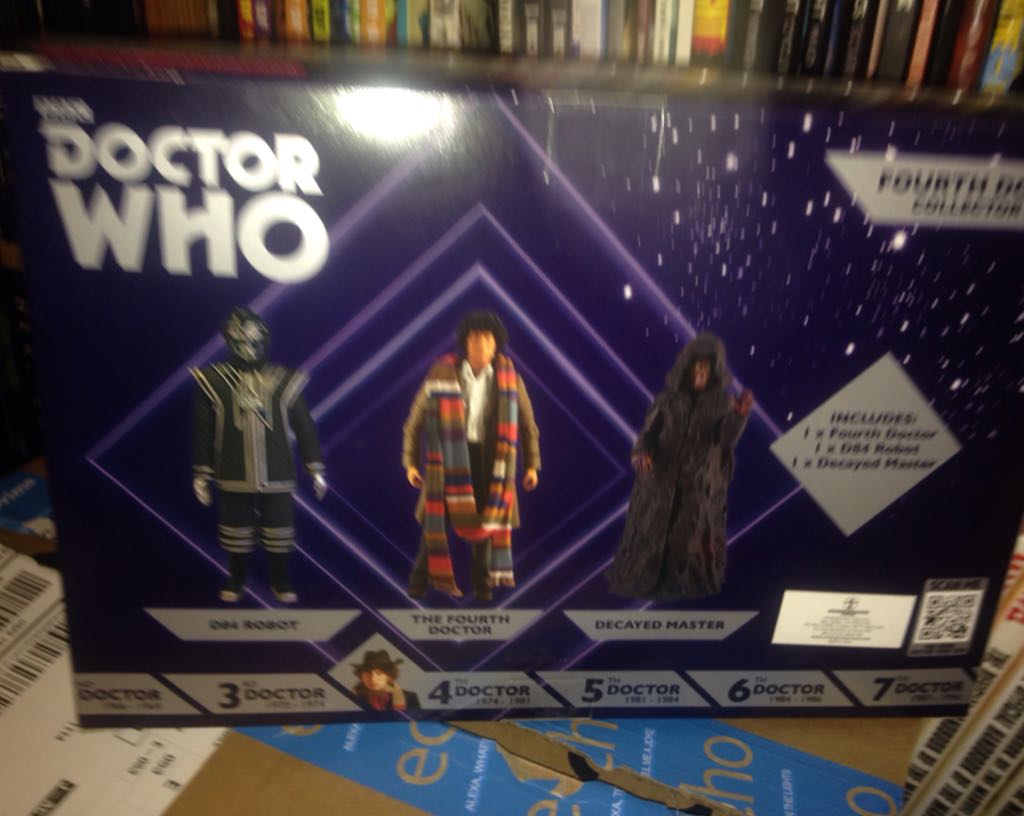 Doctor Who Action Figures Fourth Doctor Collector Set BNIB Character - Character Options action figure collectible [Barcode 5029736059521] - Main Image 2