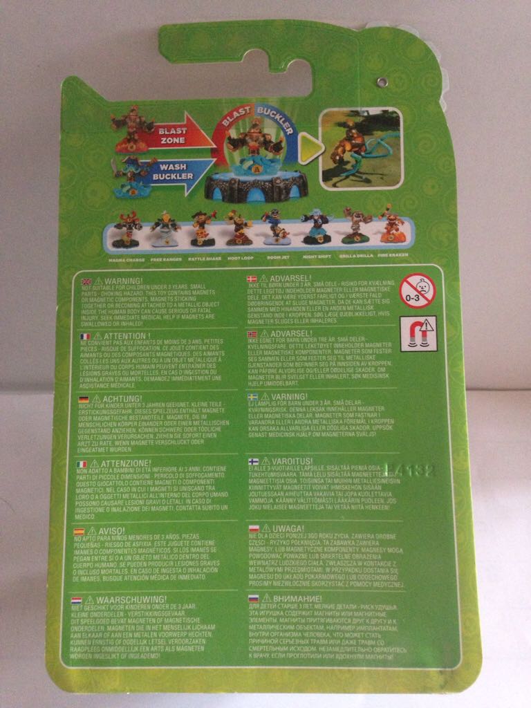 SKYLANDERS SWAP FORCE SPY RISE * & *  action figure collectible [Barcode 5030917130182] - Main Image 2