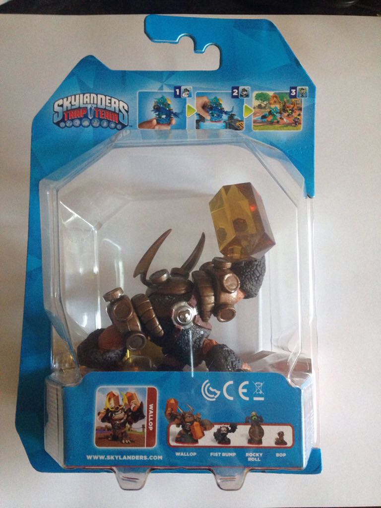 SKYLANDERS TRAP TEAM, Trap Master Wallop  action figure collectible [Barcode 5030917143571] - Main Image 2