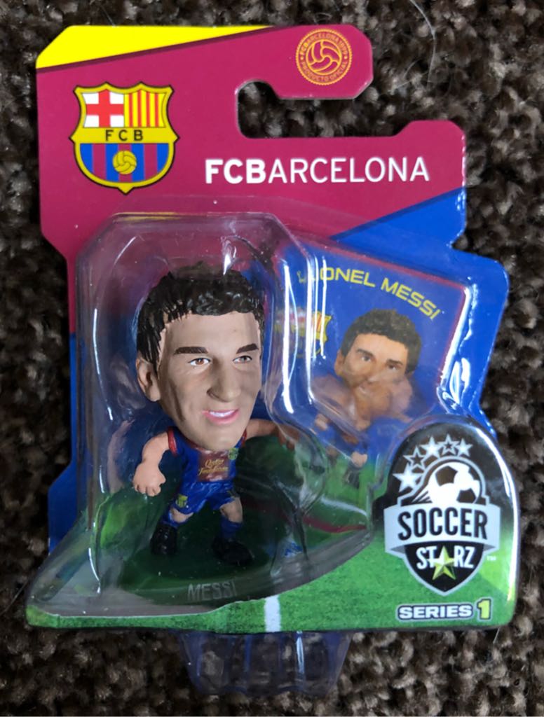 SoccerStarz - Barcelona - Lionel Messi - Creative Toys Company action figure collectible [Barcode 5060220220812] - Main Image 2