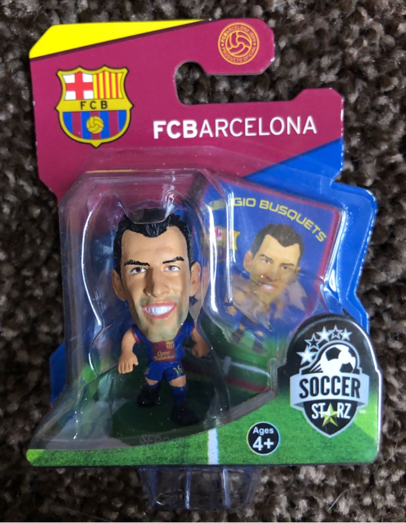 SoccerStarz - Barcelona - Sergio Busquets - Creative Toys Company action figure collectible [Barcode 5060220220843] - Main Image 2