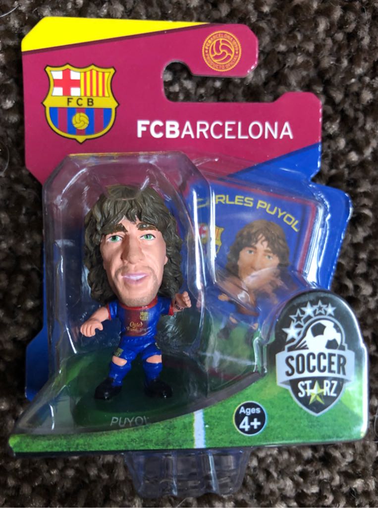 SoccerStarz - Barcelona - Carles Puyol - Creative Toys Company action figure collectible [Barcode 5060220220966] - Main Image 2