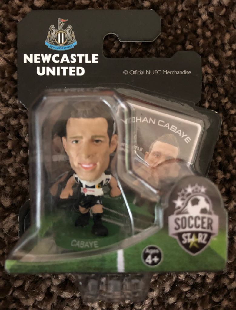 SoccerStarz - Newcastle United - Yohan Cabaye - Creative Toys Company action figure collectible [Barcode 5060220221710] - Main Image 2