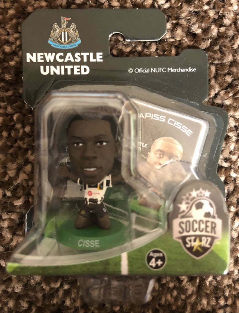 SoccerStarz - Newcastle United - Papiss Cisse - Creative Toys Company action figure collectible [Barcode 5060220221727] - Main Image 2