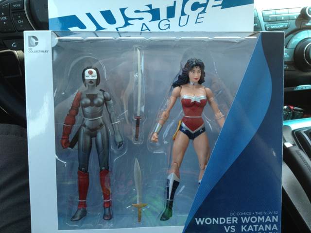 Wonder Woman Vs Katana Action 2- Pack - DC Collectibles (Justice League) action figure collectible [Barcode 5198948373678] - Main Image 1