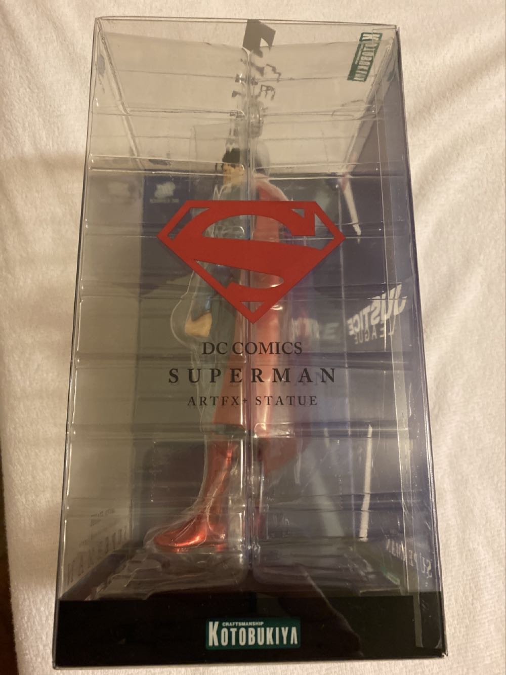 Kotobukiya ARTFX+ Justice League The New 52: Superman 1/10 Scale Statue - Kotobukiya (Justice League: The New 52) action figure collectible [Barcode 603259028155] - Main Image 3